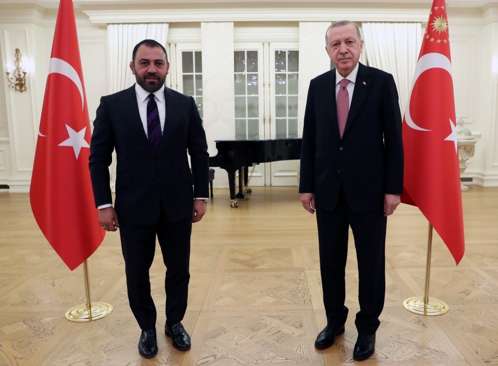 Cumhurbaşkanı Erdoğan bugün iftarı madalya kazanan millilerle yaptı