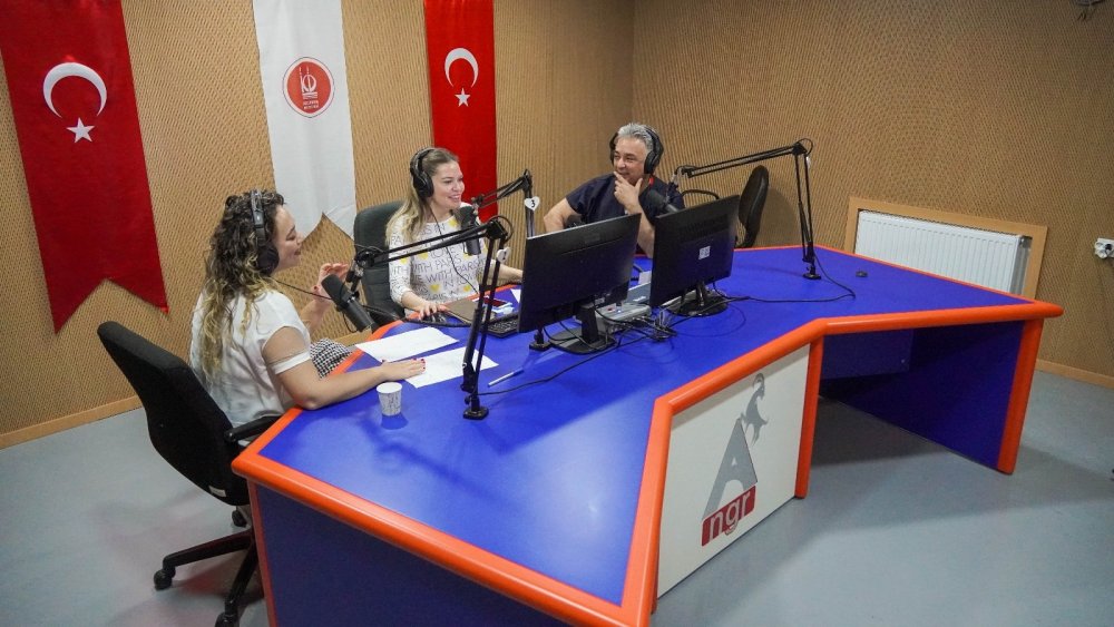 Radyo Angara yayına başladı! Angara TV gün sayıyor