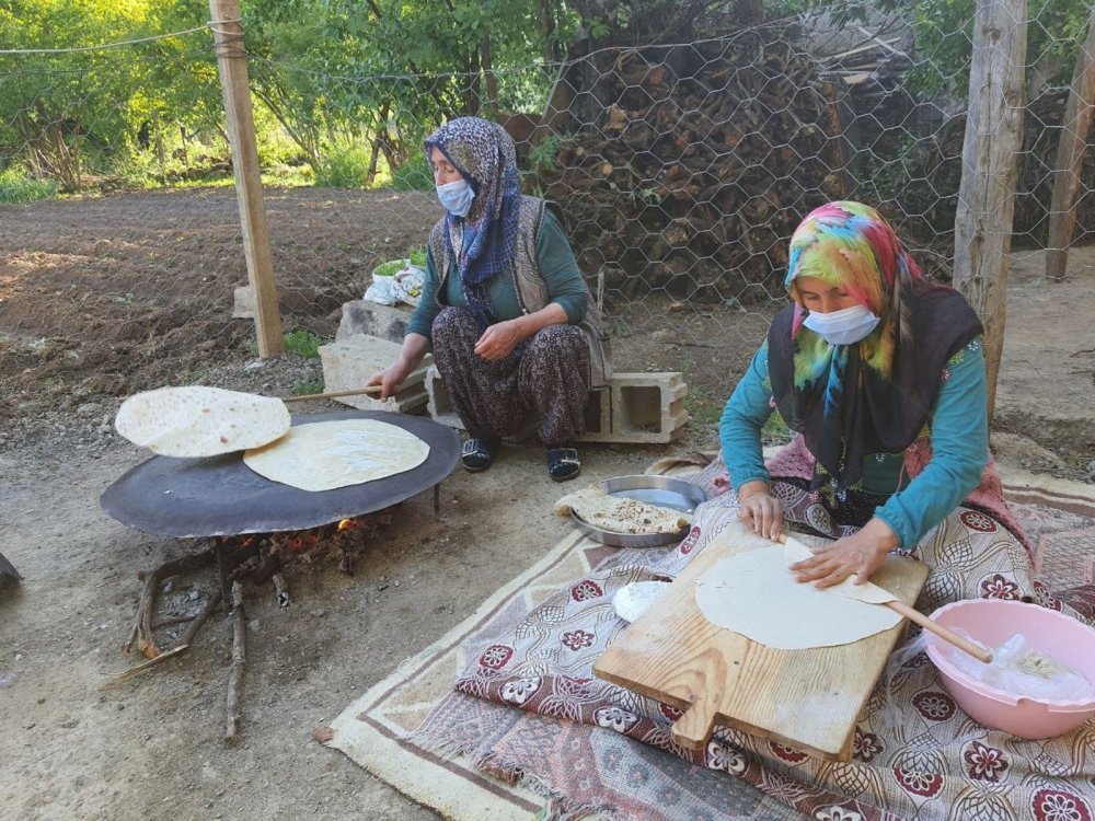 Bu yıl da kalabalık iftar sofraları kuramayan Anadolu insanı 'ülüş'e geçti