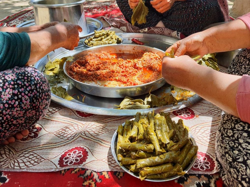 Bu yıl da kalabalık iftar sofraları kuramayan Anadolu insanı 'ülüş'e geçti