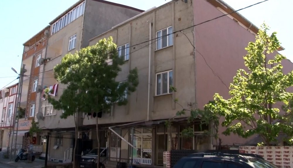 Dondurucudan çıkan tavuk ölüm getirdi! 2 kişi öldü 2 kişi yoğun bakımda