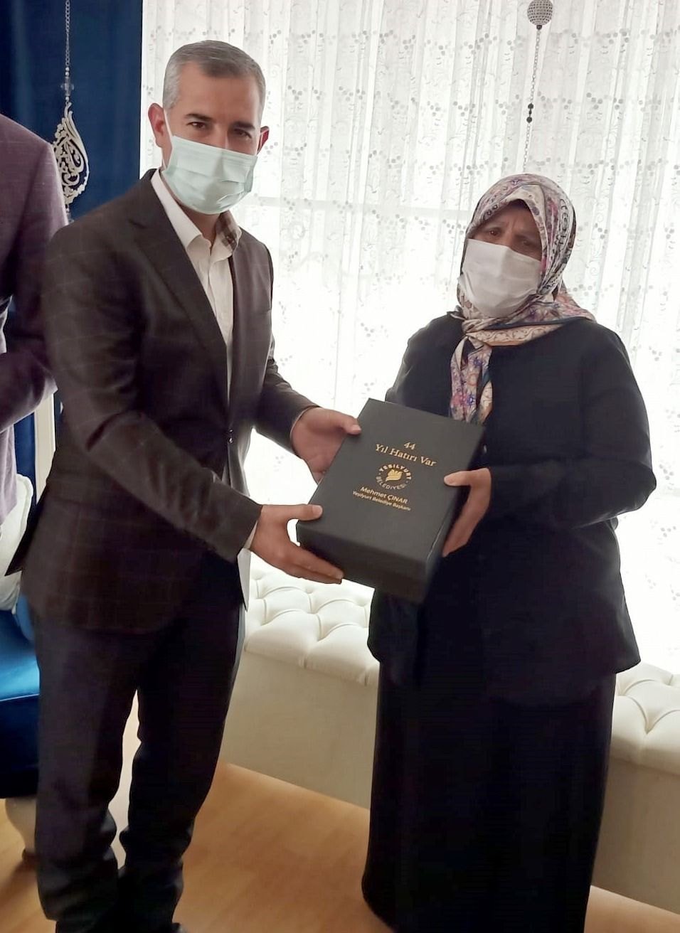 Gara Şehidi Özbey’in annesine vefa ziyareti