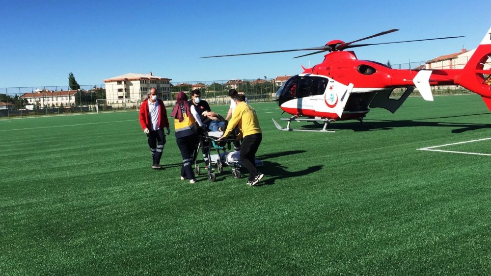Konya'da kalp krizi geçiren hastaya hava ambulansı yetişti