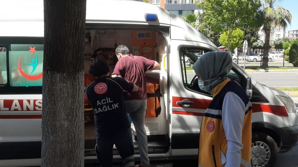 Yediklerinden zehirlenen 6 kişilik aile hastanelik oldu