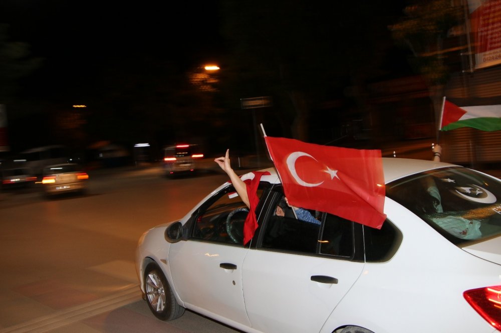 Elazığlılar sokaklarda! Bin araçlık konvoyla İsrail’e tepki ‘Mescid-i Aksa’ya destek