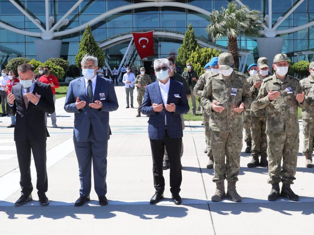 İdlib şehidi Teğmen Osman Alp memleketine uğurlandı