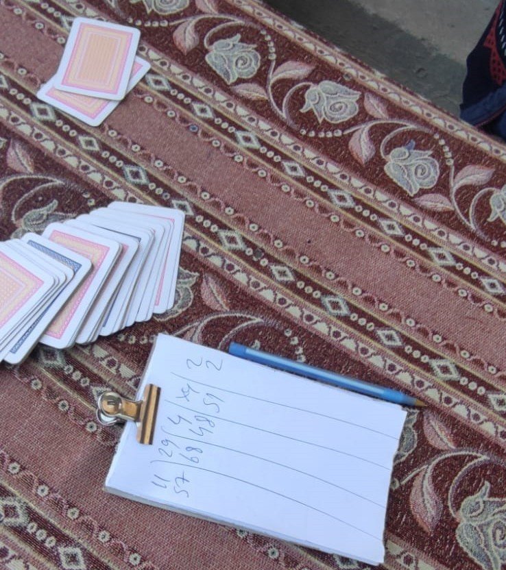 Çiftlik evine kumar baskını! 8 kişiyi kumar 6 kişi yancılıktan ceza yedi