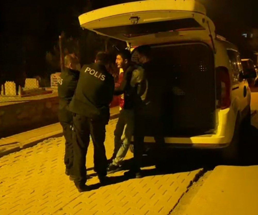 Önce oturup içtiler sonra kavga ettiler! Bursa'da ilginç olay