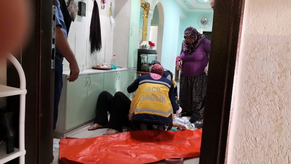 Aksaray'da dehşet anları! Eşini 9 yerinden bıçakladı ifadesi şok etti