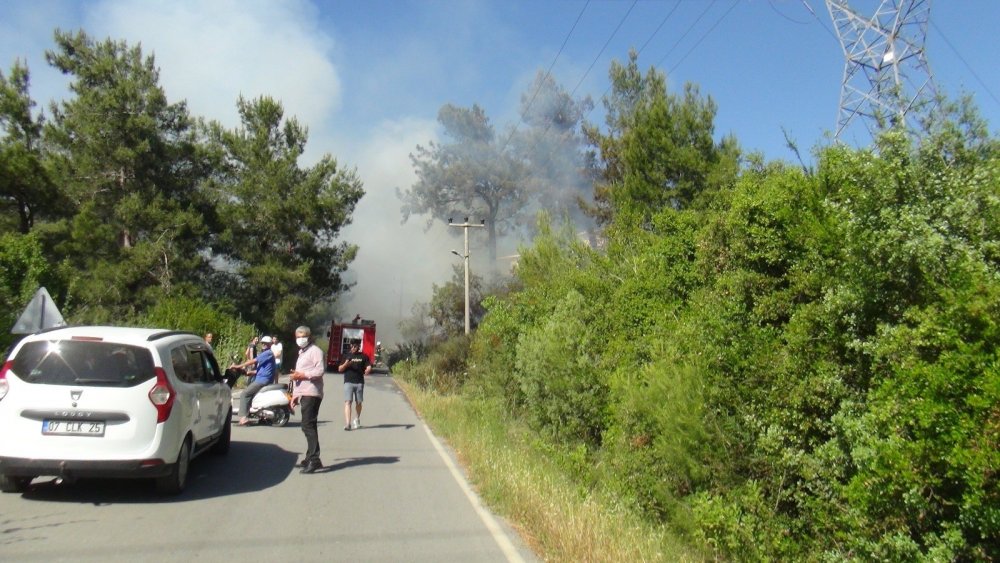 Antalya'da çocuklar mahalleyi yakıyordu! Çocuklarınızın oyuncaklarına dikkat edin