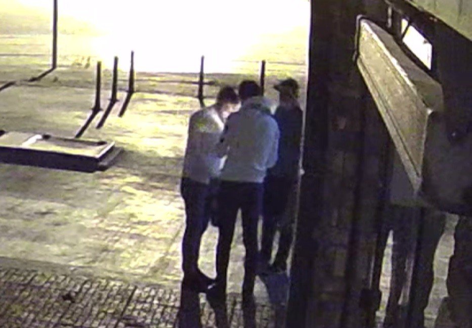 Konya'da yardımsever hırsız kameralara yakalandı