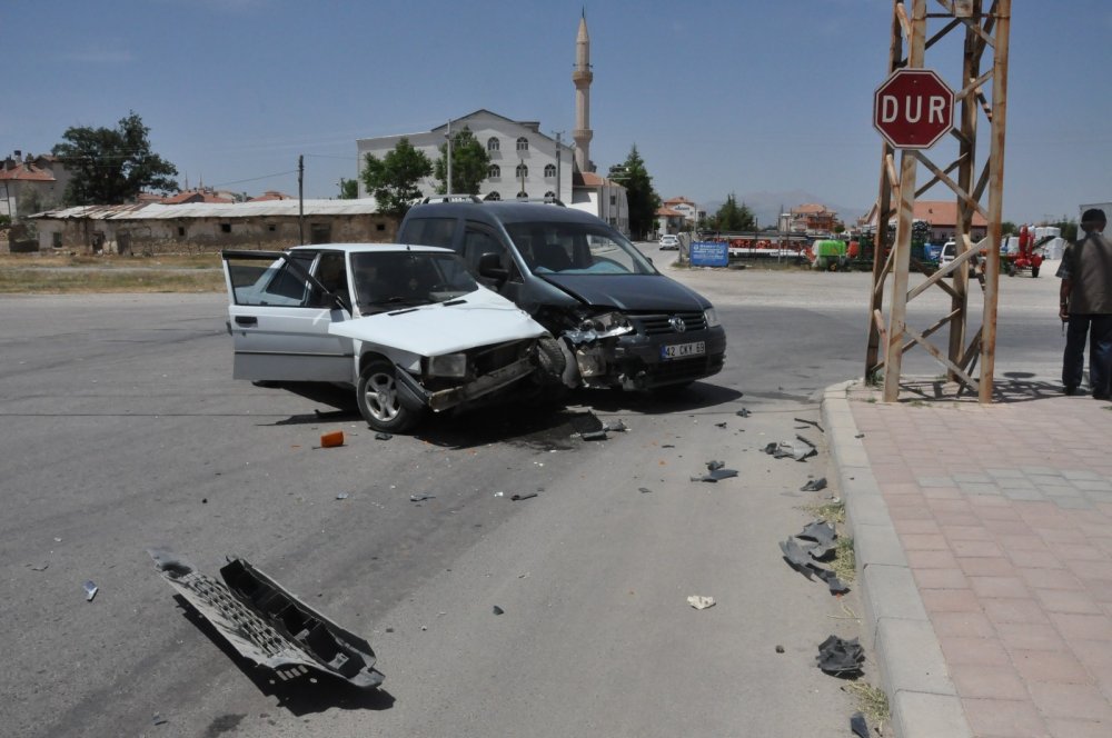 Kılbasan köy yolunda kaza! 3 yaralı