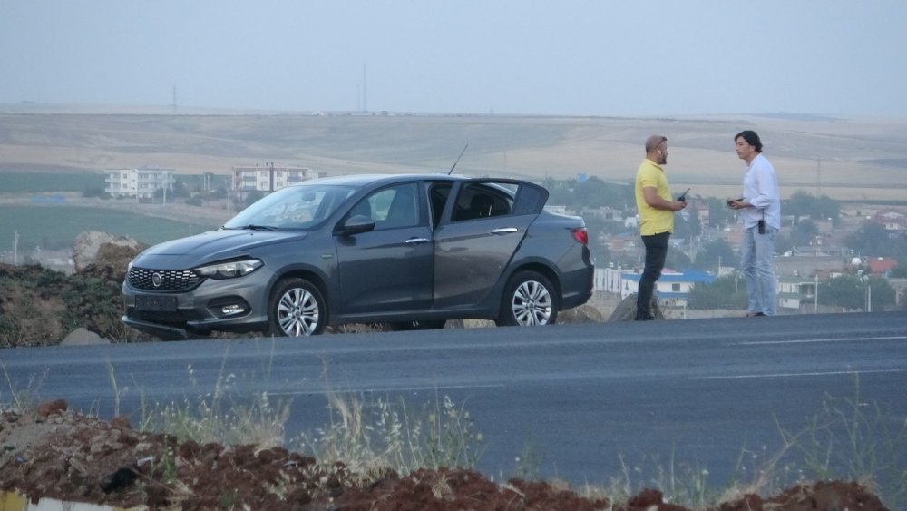 Diyarbakır-Mardin yolunda plakasız bombalı araç paniği