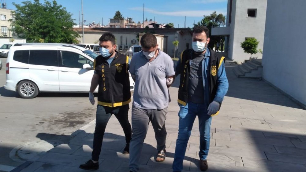 Film gibi soygun! Çalıştığı işyerini arkadaşlarına soydurdu