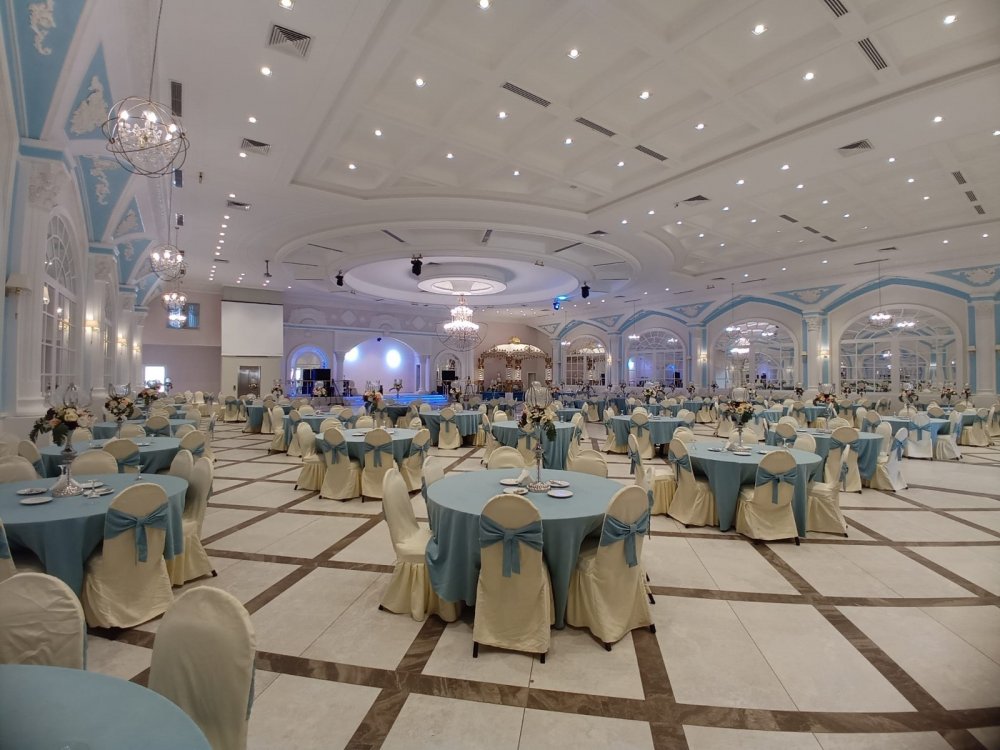 Düğün salonu işletmecileri umutla bugün açıklanacak kararları bekliyor