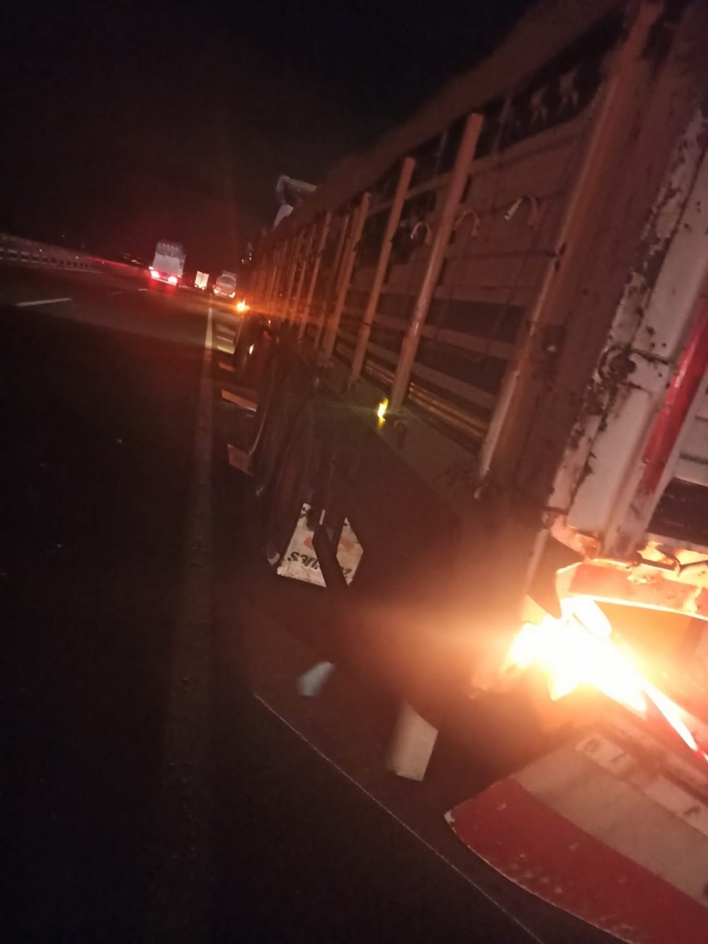 Ankara-Konya Karayolu'nda feci kaza! Kamyona arkadan çarptı