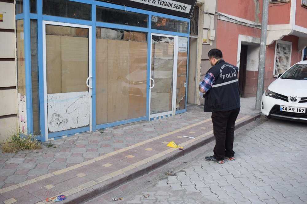 Yaşayacak günü varmış! Malatya'da minik çocuk vatandaşların dikkati sayesinde kurtuldu