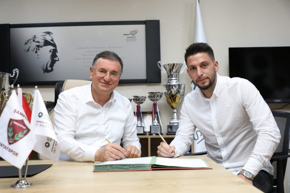 Süper Lig'de geçen sezon fırtına gibi esen Hatayspor transfere ara vermiyor