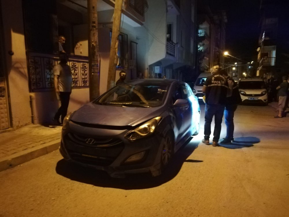 Trafikte dehşet! Ateş açıp kaçtılar: 1 ölü 1 yaralı