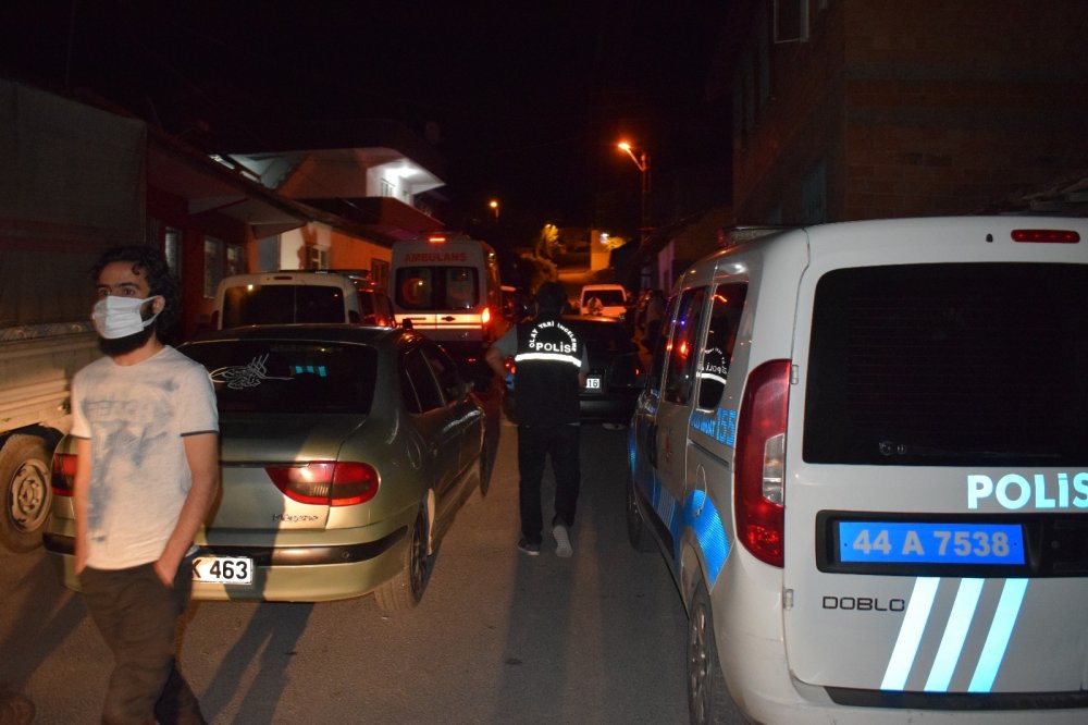 Müstakil evde merdivenden düşen yaşlı kadın öldü!