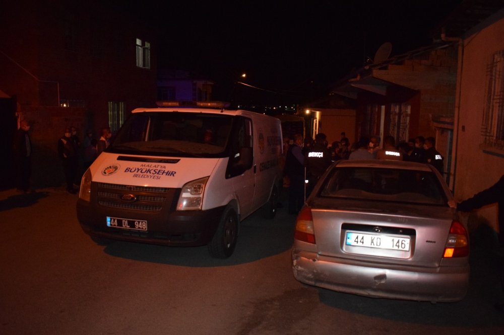 Müstakil evde merdivenden düşen yaşlı kadın öldü!