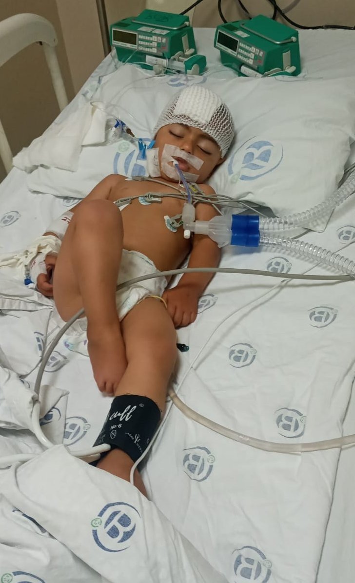 Misafir oldukları evde maganda kurşunuyla vurulan minik Vildan felç kaldı