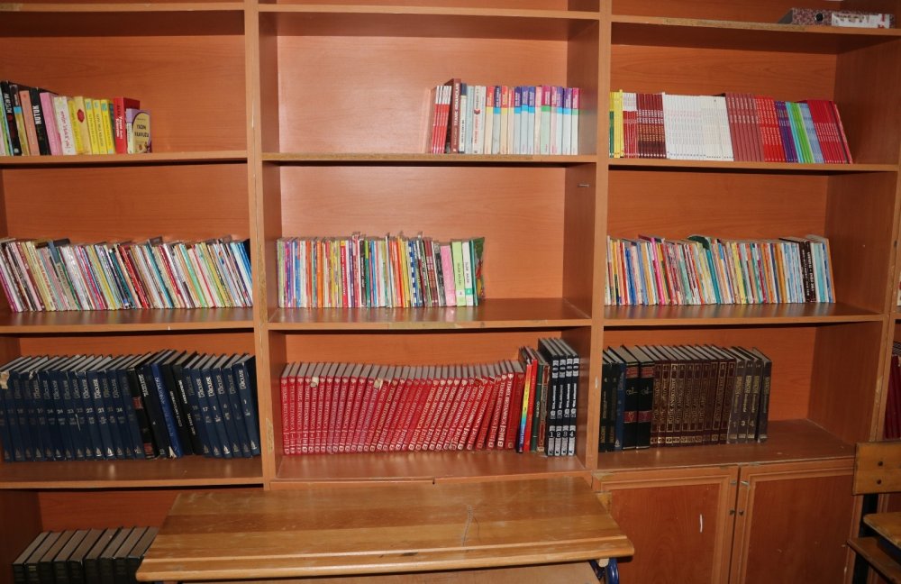 Adana'nın idealist öğretmeni Songül Parlak yaptığıyla dünyayı kendine hayran bıraktı