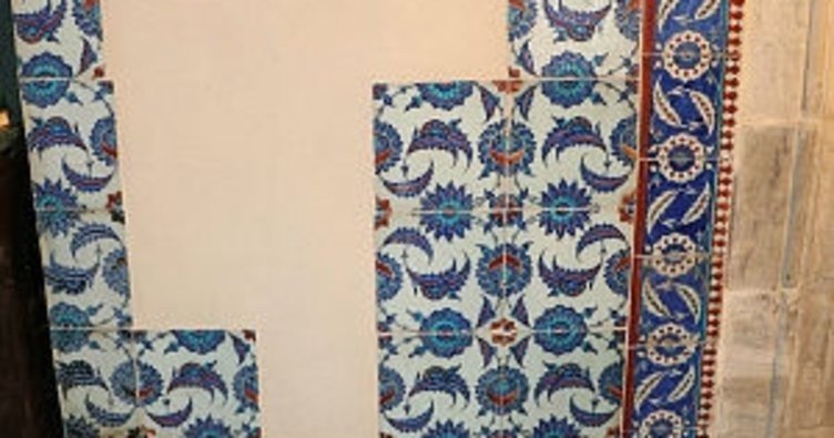 Yasa dışı yollarla kaçırılan Konya kökenli çini panolar yeniden Türkiye’de