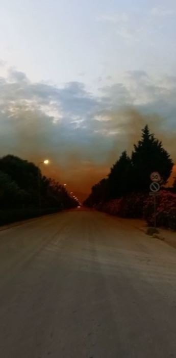 Antalya'da turuncu alarm! Kimyasal madde tankından sızan nitrik asit gökyüzünü boyandı
