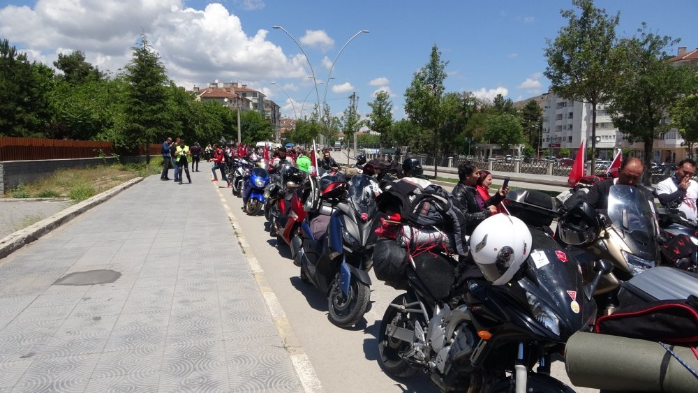 Çankırı'da ilginç etkinlik! Kurtuluş Savaşı yıllarına motoruyla gitti