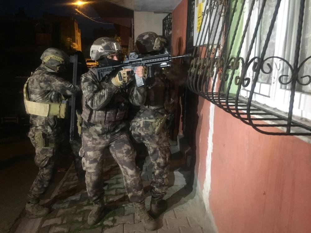 Balıkesir'de başlayan FETÖ operasyonu Konya'ya sıçradı! 32 ilde eşzamanlı operasyon