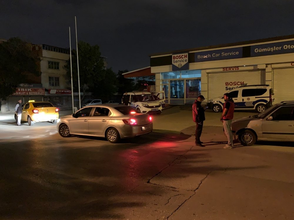 Konya'nın gecelerinde neler oluyor? Rahat tavırlarıyla pes dedirttiler!