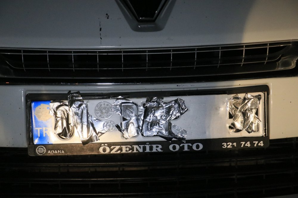 Polisten kaçan alkollü sürücü taksiye çarpınca yakalandı