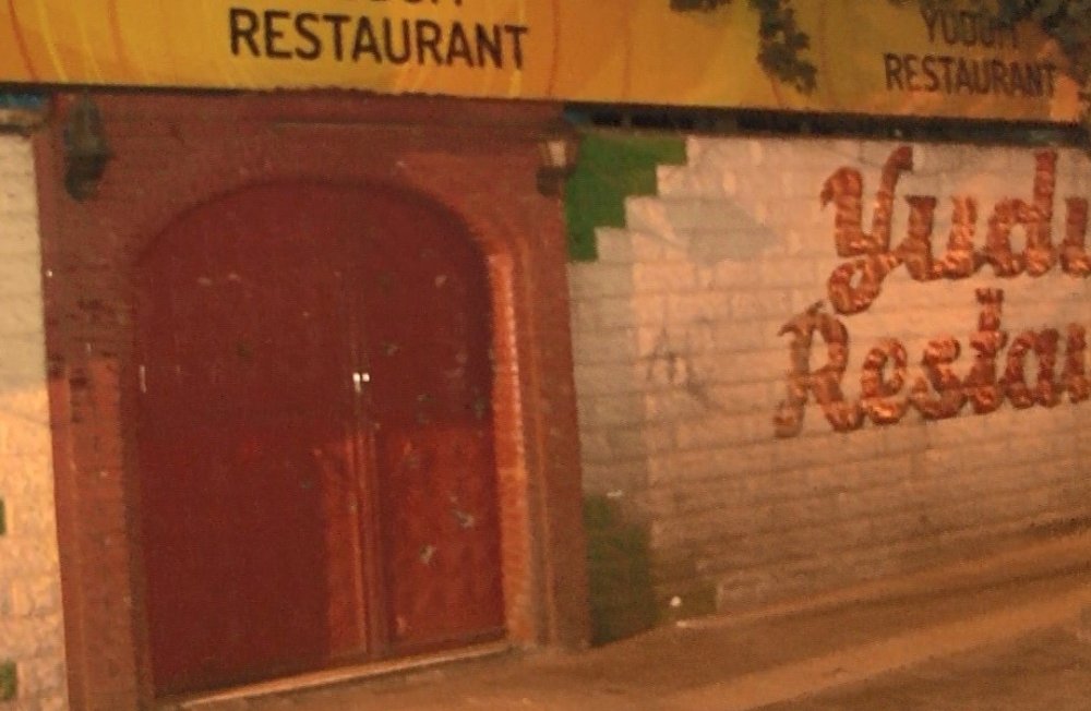 Diyarbakır’da hareketli gece! Restoranı kurşunlayıp polisle çatıştılar