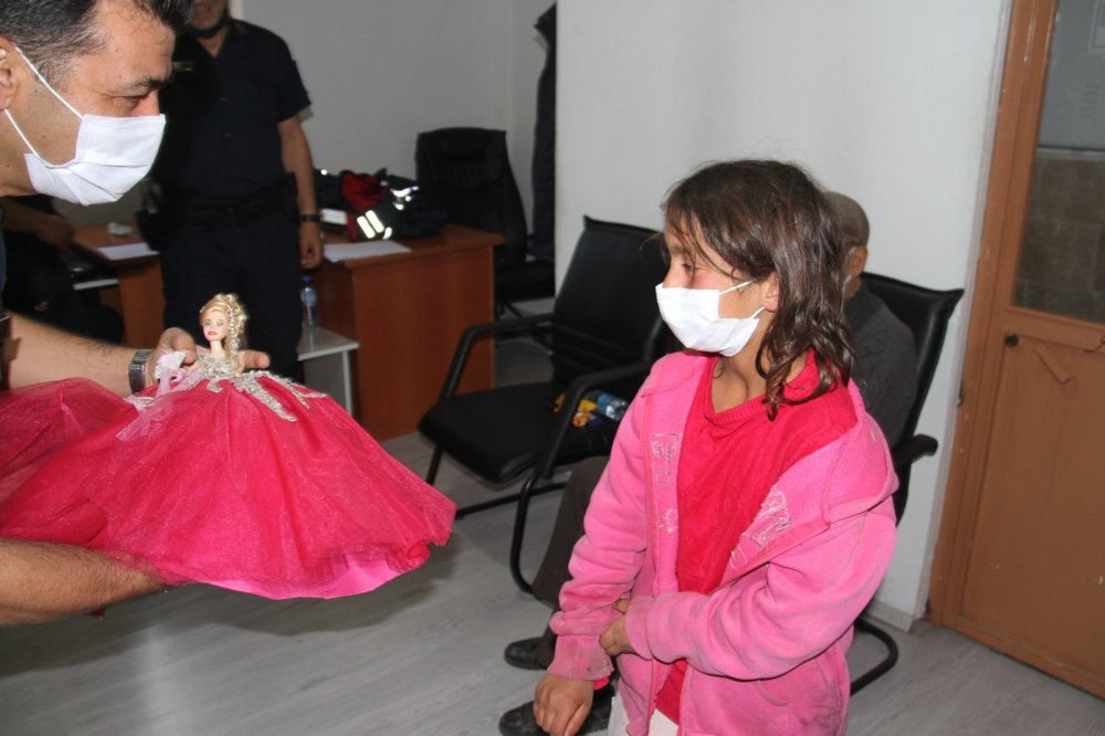 Konya'da ekipleri alarma geçiren kayıp kız çocuğu sabaha karşı bulundu