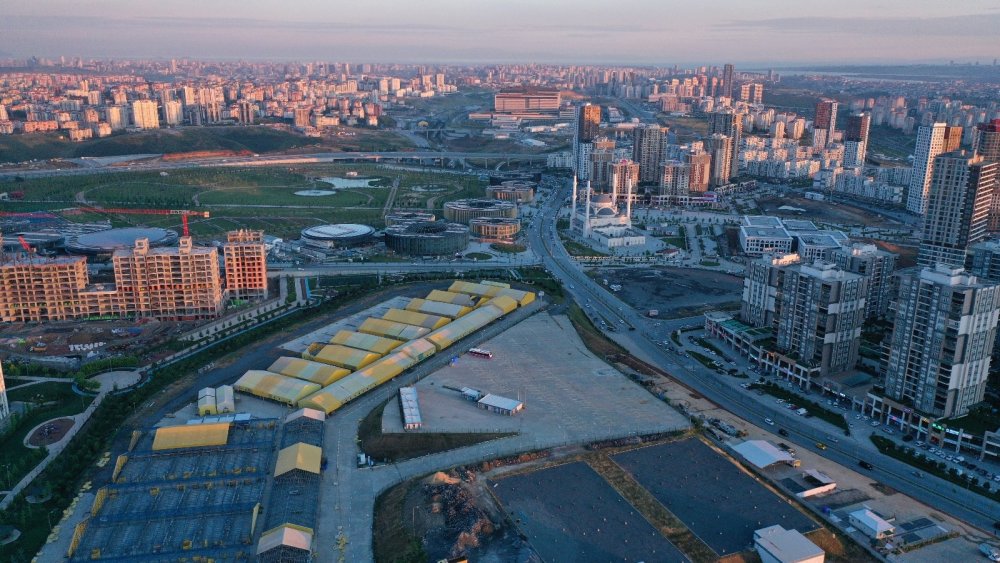 Başakşehir Belediye Başkanı  Kartoğlu'ndan İBB’nin kurban pazarına tepki