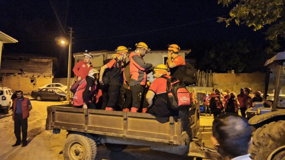 Bursa’da tüm ekipler seferber oldu! Hüseyin Beyhan ormanda aranıyor