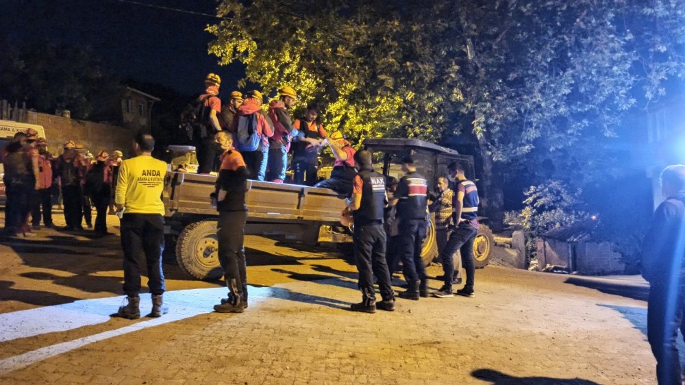 Bursa’da tüm ekipler seferber oldu! Hüseyin Beyhan ormanda aranıyor