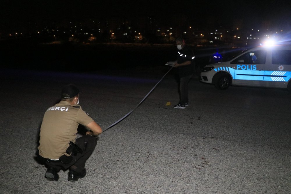 Adana'da taksi şoförü öldürüldü! Taksi de katil de aranıyor