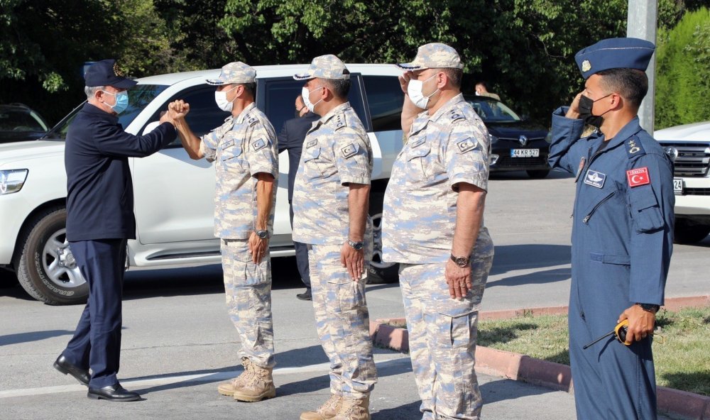 Bakan Akar: Başka çıkar yok! Terör bitecek