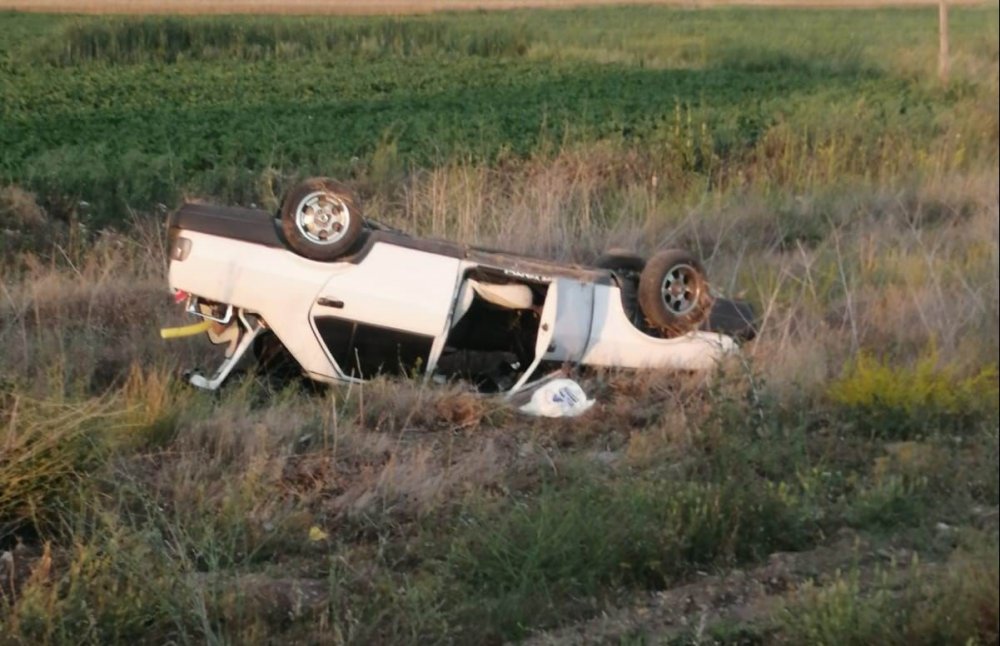 Konya’da taklalar atan otomobilde 4 kişi yaralandı