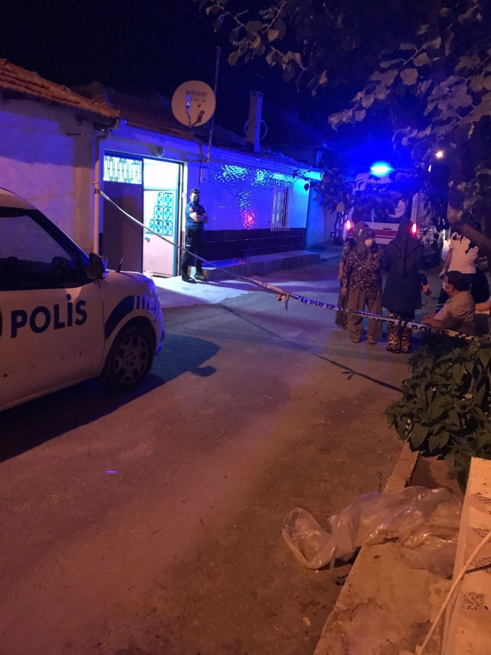 Manisa’da cinayet! 17 yaş küçük eşini öldürdü