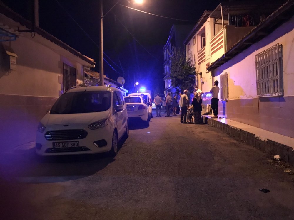 Manisa’da cinayet! 17 yaş küçük eşini öldürdü