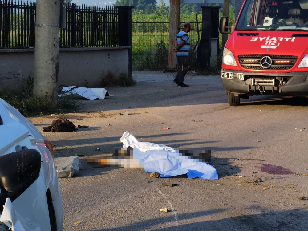 Elektrik direğine çarparak 3 kişiye mezar olan aracın sürücüsü tutuklandı