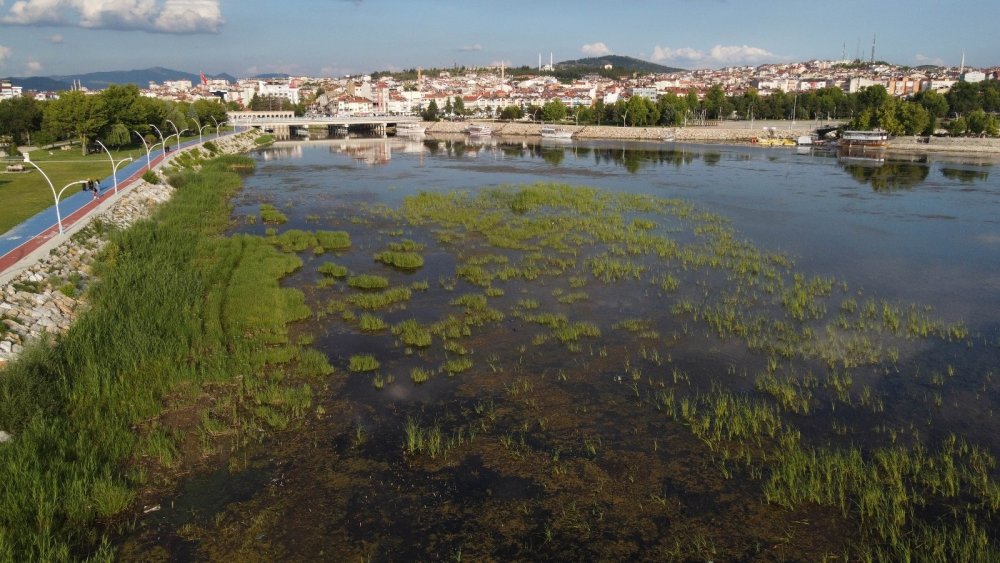 Konya Beyşehir Gölü’nde su seviyesi azaldı! Yat işletmecileri tedirgin