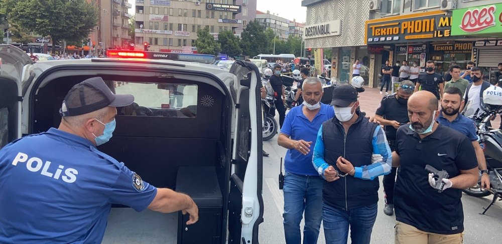 Konya Adalhan karşısında meydana gelen ve saatler süren rehine olayının zanlısının ilk ifadesi ortaya çıktı