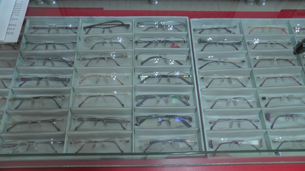 Yaz geldi! 'Çakma' gözlük kullananlar dikkat