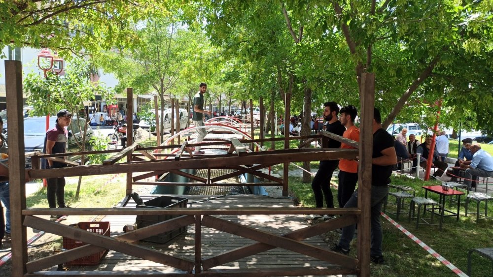 Bitlis Adilcevaz'a kamelya üstüne de kamera