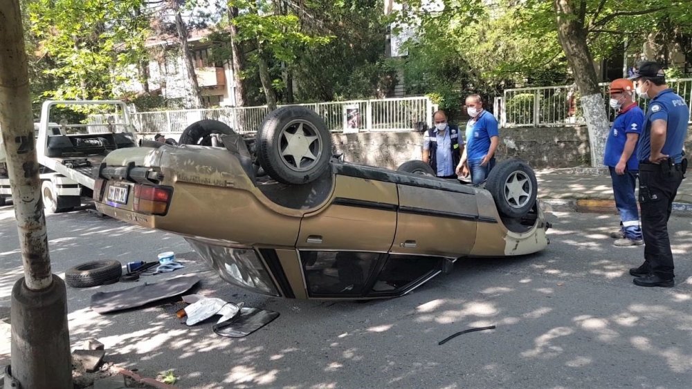 Güpegündüz 400 promil alkol aldı takla attı