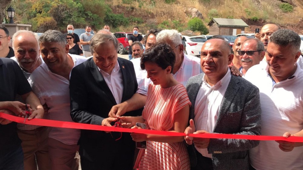 Halk TV'nin Sahibi Mahiroğlu'nun Assos’taki kaçak yapısının ’Yapı Kayıt Belgesi’ iptal edildi